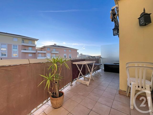 Appartement F2 à vendre - 2 pièces - 58.77 m2 - FREJUS - 83 - PROVENCE-ALPES-COTE-D-AZUR - Century 21 Sud Habitat