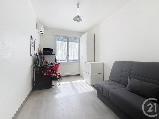 Appartement T4 à vendre - 4 pièces - 73.0 m2 - FREJUS - 83 - PROVENCE-ALPES-COTE-D-AZUR - Century 21 Sud Habitat