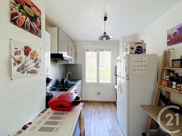 Appartement T4 à vendre - 4 pièces - 73.0 m2 - FREJUS - 83 - PROVENCE-ALPES-COTE-D-AZUR - Century 21 Sud Habitat