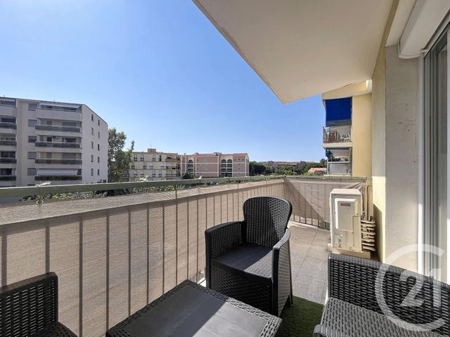 Appartement T4 à vendre - 4 pièces - 73.0 m2 - FREJUS - 83 - PROVENCE-ALPES-COTE-D-AZUR - Century 21 Sud Habitat