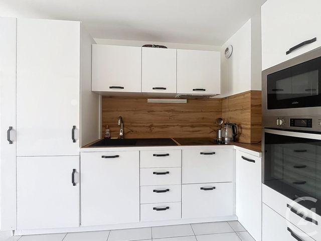 Appartement T2 à vendre - 2 pièces - 38.86 m2 - FREJUS - 83 - PROVENCE-ALPES-COTE-D-AZUR - Century 21 Sud Habitat