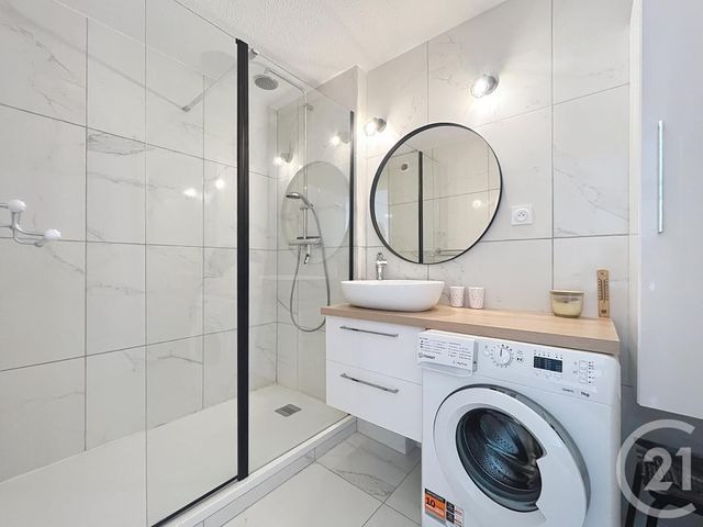 Appartement T2 à vendre - 2 pièces - 38.86 m2 - FREJUS - 83 - PROVENCE-ALPES-COTE-D-AZUR - Century 21 Sud Habitat