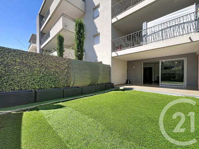 Appartement T3 à vendre - 3 pièces - 67.72 m2 - FREJUS - 83 - PROVENCE-ALPES-COTE-D-AZUR - Century 21 Sud Habitat