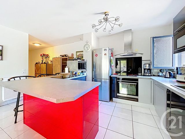 Appartement T3 à vendre - 3 pièces - 78.54 m2 - ST RAPHAEL - 83 - PROVENCE-ALPES-COTE-D-AZUR - Century 21 Sud Habitat