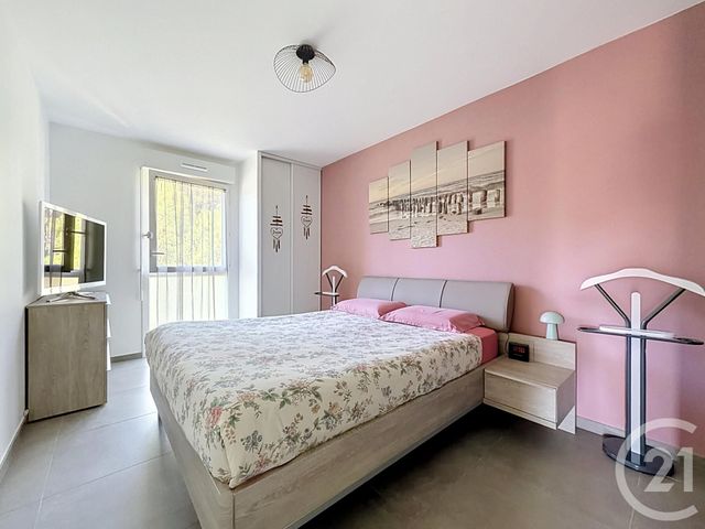 Appartement T4 à vendre - 4 pièces - 88.5 m2 - ST RAPHAEL - 83 - PROVENCE-ALPES-COTE-D-AZUR - Century 21 Sud Habitat
