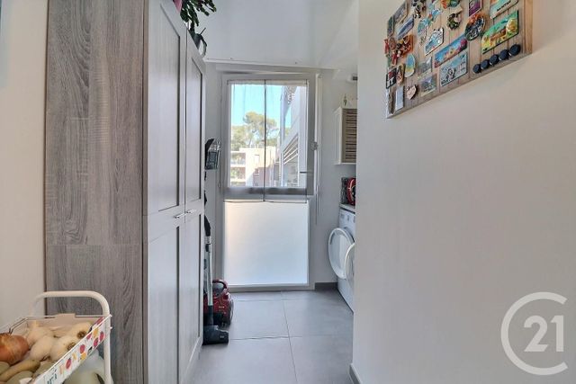 Appartement T4 à vendre - 4 pièces - 88.5 m2 - ST RAPHAEL - 83 - PROVENCE-ALPES-COTE-D-AZUR - Century 21 Sud Habitat