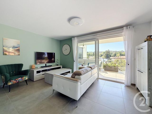 Appartement T4 à vendre - 4 pièces - 88.5 m2 - ST RAPHAEL - 83 - PROVENCE-ALPES-COTE-D-AZUR - Century 21 Sud Habitat