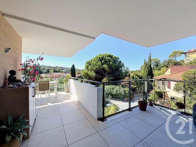 Appartement T4 à vendre - 4 pièces - 88.5 m2 - ST RAPHAEL - 83 - PROVENCE-ALPES-COTE-D-AZUR - Century 21 Sud Habitat