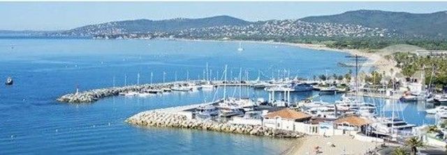 Appartement à vendre - 2 pièces - 29.21 m2 - FREJUS - 83 - PROVENCE-ALPES-COTE-D-AZUR - Century 21 Sud Habitat