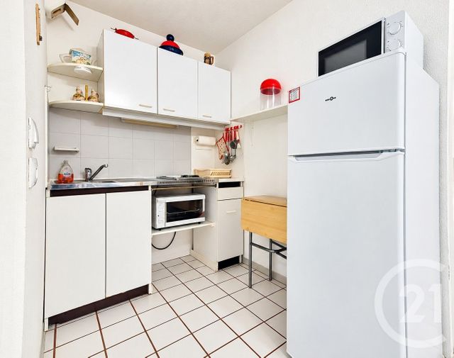 Appartement à vendre - 2 pièces - 29.21 m2 - FREJUS - 83 - PROVENCE-ALPES-COTE-D-AZUR - Century 21 Sud Habitat