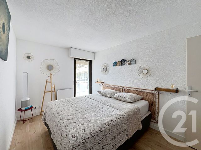 Appartement T2 à vendre - 2 pièces - 38.0 m2 - FREJUS - 83 - PROVENCE-ALPES-COTE-D-AZUR - Century 21 Sud Habitat