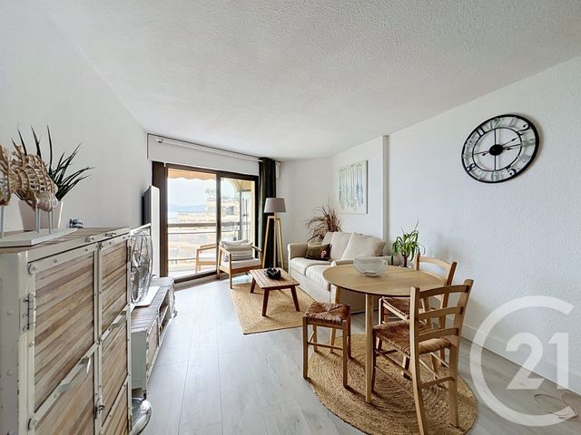 Appartement T2 à vendre - 2 pièces - 38.0 m2 - FREJUS - 83 - PROVENCE-ALPES-COTE-D-AZUR - Century 21 Sud Habitat