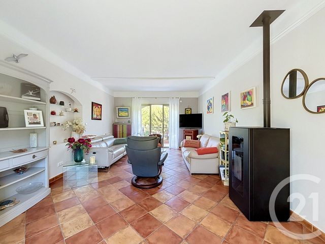 maison à vendre - 7 pièces - 146.42 m2 - FREJUS - 83 - PROVENCE-ALPES-COTE-D-AZUR - Century 21 Sud Habitat