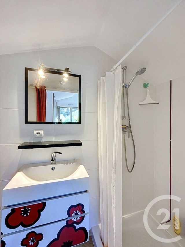 maison à vendre - 7 pièces - 146.42 m2 - FREJUS - 83 - PROVENCE-ALPES-COTE-D-AZUR - Century 21 Sud Habitat