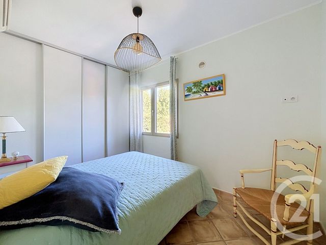 maison à vendre - 7 pièces - 146.42 m2 - FREJUS - 83 - PROVENCE-ALPES-COTE-D-AZUR - Century 21 Sud Habitat