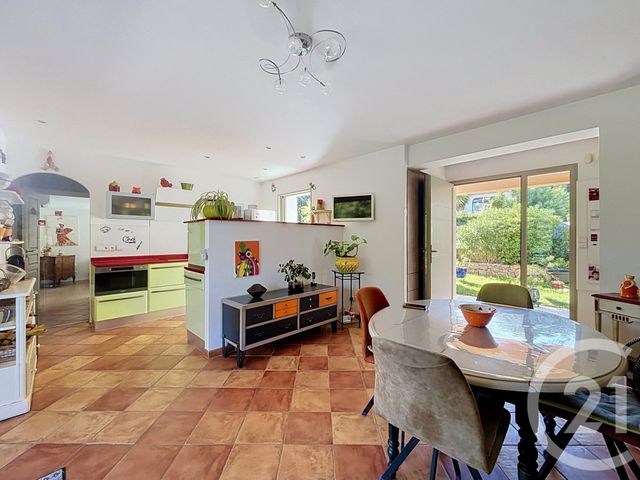 maison à vendre - 7 pièces - 146.42 m2 - FREJUS - 83 - PROVENCE-ALPES-COTE-D-AZUR - Century 21 Sud Habitat