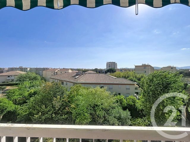 Appartement T4 à vendre - 4 pièces - 93.0 m2 - FREJUS - 83 - PROVENCE-ALPES-COTE-D-AZUR - Century 21 Sud Habitat