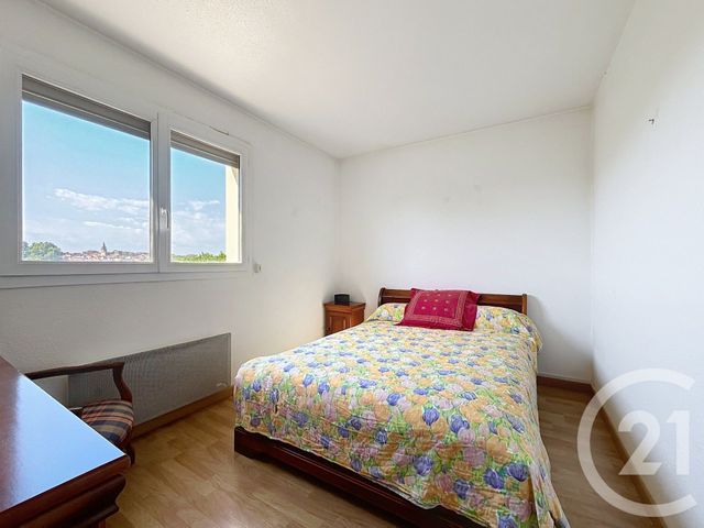 Appartement T4 à vendre - 4 pièces - 93.0 m2 - FREJUS - 83 - PROVENCE-ALPES-COTE-D-AZUR - Century 21 Sud Habitat