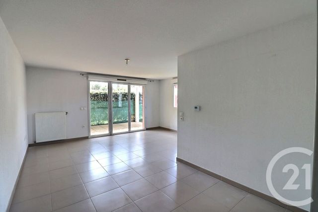 Appartement T2 à vendre - 2 pièces - 47.0 m2 - FREJUS - 83 - PROVENCE-ALPES-COTE-D-AZUR - Century 21 Sud Habitat