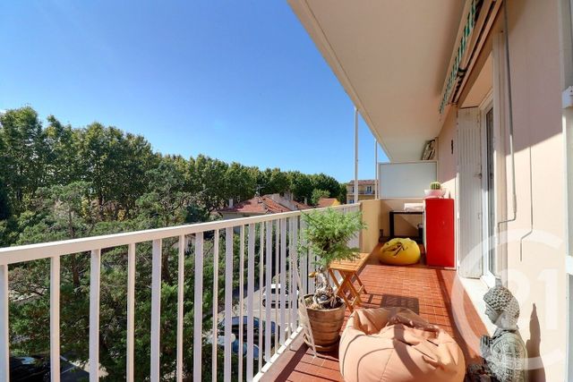 Appartement T3 à vendre - 3 pièces - 56.0 m2 - FREJUS - 83 - PROVENCE-ALPES-COTE-D-AZUR - Century 21 Sud Habitat