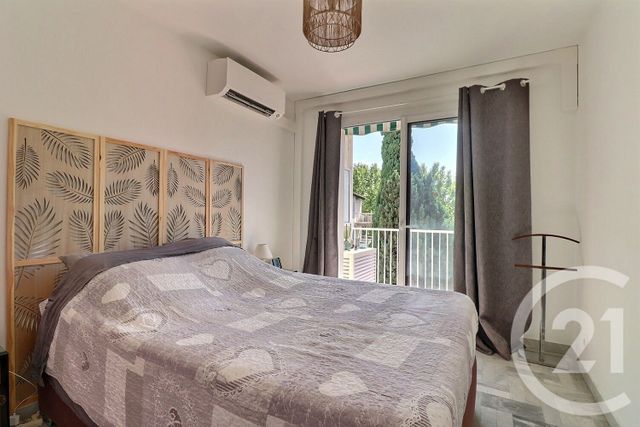 Appartement T3 à vendre - 3 pièces - 56.0 m2 - FREJUS - 83 - PROVENCE-ALPES-COTE-D-AZUR - Century 21 Sud Habitat