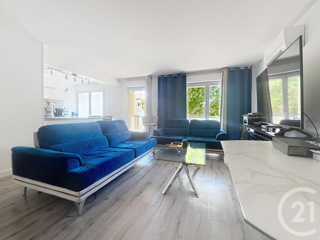 Appartement T4 à vendre - 4 pièces - 87.0 m2 - FREJUS - 83 - PROVENCE-ALPES-COTE-D-AZUR - Century 21 Sud Habitat