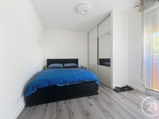 Appartement T4 à vendre - 4 pièces - 87.0 m2 - FREJUS - 83 - PROVENCE-ALPES-COTE-D-AZUR - Century 21 Sud Habitat