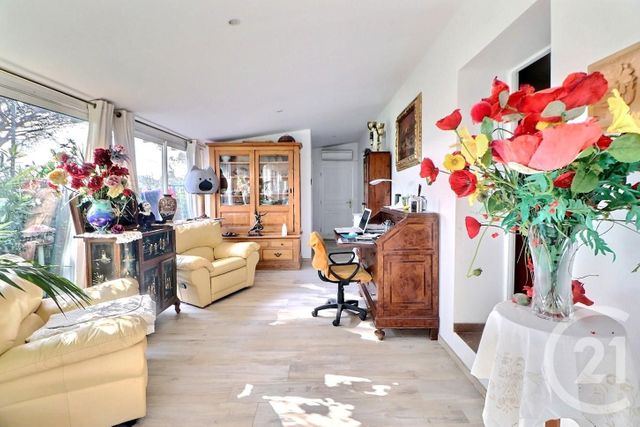 maison à vendre - 7 pièces - 215.0 m2 - PUGET SUR ARGENS - 83 - PROVENCE-ALPES-COTE-D-AZUR - Century 21 Sud Habitat