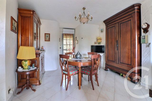 maison à vendre - 7 pièces - 147.0 m2 - FREJUS - 83 - PROVENCE-ALPES-COTE-D-AZUR - Century 21 Sud Habitat