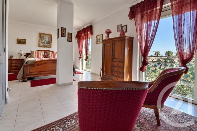 maison à vendre - 7 pièces - 147.0 m2 - FREJUS - 83 - PROVENCE-ALPES-COTE-D-AZUR - Century 21 Sud Habitat