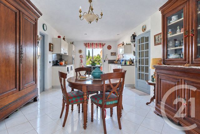 maison à vendre - 7 pièces - 147.0 m2 - FREJUS - 83 - PROVENCE-ALPES-COTE-D-AZUR - Century 21 Sud Habitat