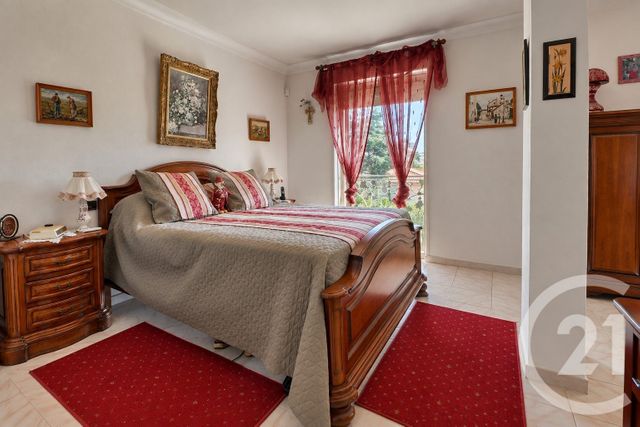 maison à vendre - 7 pièces - 147.0 m2 - FREJUS - 83 - PROVENCE-ALPES-COTE-D-AZUR - Century 21 Sud Habitat