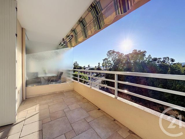 Appartement Studio à vendre ST RAPHAEL