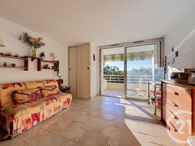 Appartement Studio à vendre - 1 pièce - 31.0 m2 - ST RAPHAEL - 83 - PROVENCE-ALPES-COTE-D-AZUR - Century 21 Sud Habitat