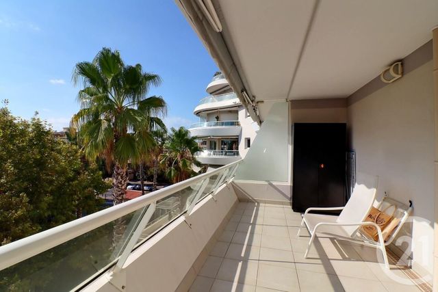 Appartement T2 à vendre - 2 pièces - 49.23 m2 - FREJUS - 83 - PROVENCE-ALPES-COTE-D-AZUR - Century 21 Sud Habitat