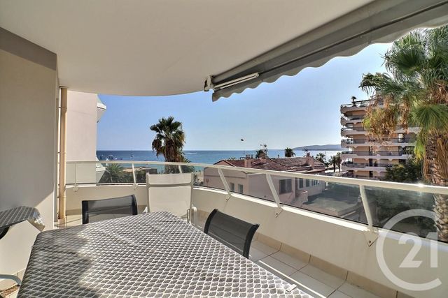 Appartement T2 à vendre - 2 pièces - 49.23 m2 - FREJUS - 83 - PROVENCE-ALPES-COTE-D-AZUR - Century 21 Sud Habitat
