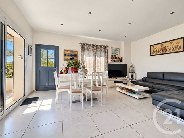 maison à vendre - 5 pièces - 112.0 m2 - FREJUS - 83 - PROVENCE-ALPES-COTE-D-AZUR - Century 21 Sud Habitat
