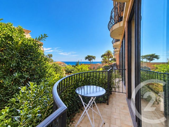 Appartement T2 à vendre - 2 pièces - 49.82 m2 - FREJUS - 83 - PROVENCE-ALPES-COTE-D-AZUR - Century 21 Sud Habitat