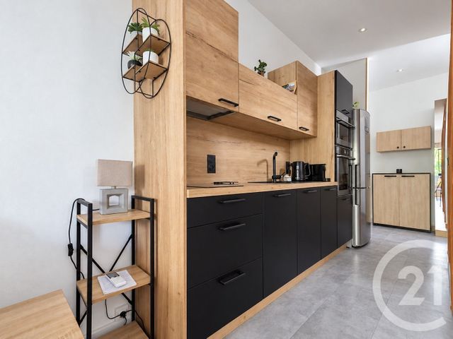 Appartement T2 à vendre - 2 pièces - 49.82 m2 - FREJUS - 83 - PROVENCE-ALPES-COTE-D-AZUR - Century 21 Sud Habitat