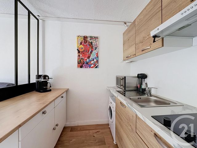 Appartement Studio à vendre - 1 pièce - 27.16 m2 - ST RAPHAEL - 83 - PROVENCE-ALPES-COTE-D-AZUR - Century 21 Sud Habitat