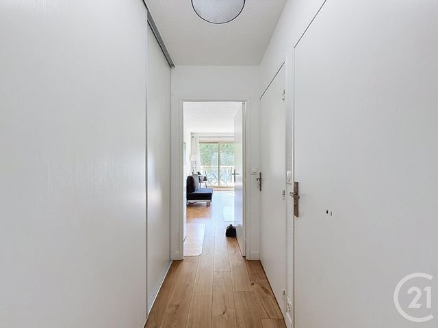 Appartement Studio à vendre - 1 pièce - 27.16 m2 - ST RAPHAEL - 83 - PROVENCE-ALPES-COTE-D-AZUR - Century 21 Sud Habitat