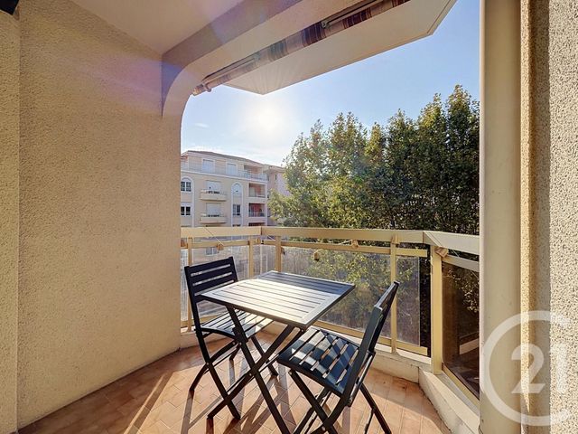 Appartement Studio à vendre - 1 pièce - 27.16 m2 - ST RAPHAEL - 83 - PROVENCE-ALPES-COTE-D-AZUR - Century 21 Sud Habitat