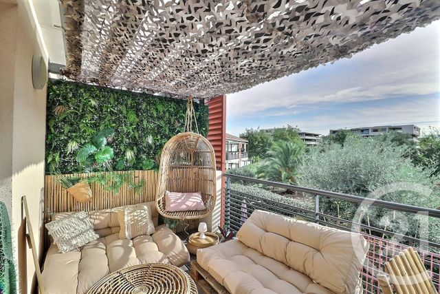 Appartement T3 à vendre - 3 pièces - 56.57 m2 - FREJUS - 83 - PROVENCE-ALPES-COTE-D-AZUR - Century 21 Sud Habitat