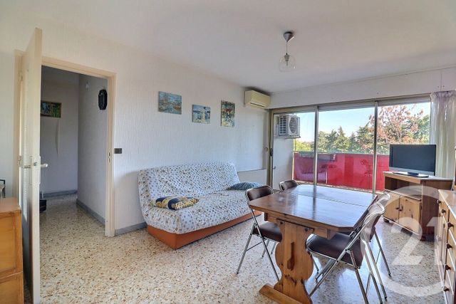 Appartement T2 à vendre - 2 pièces - 47.0 m2 - FREJUS - 83 - PROVENCE-ALPES-COTE-D-AZUR - Century 21 Sud Habitat