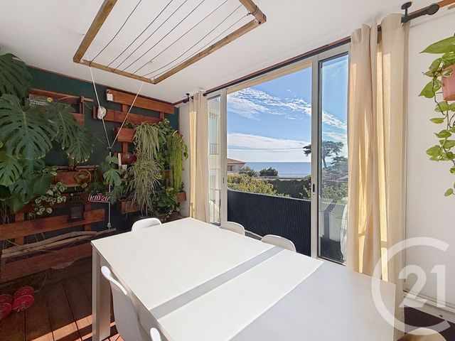 Appartement T2 à vendre - 2 pièces - 25.05 m2 - FREJUS - 83 - PROVENCE-ALPES-COTE-D-AZUR - Century 21 Sud Habitat