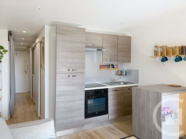 Appartement T2 à vendre - 2 pièces - 25.05 m2 - FREJUS - 83 - PROVENCE-ALPES-COTE-D-AZUR - Century 21 Sud Habitat