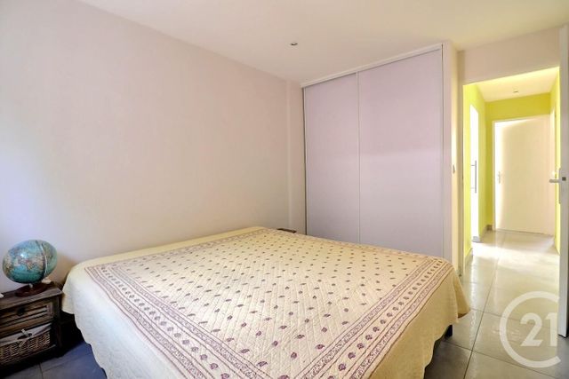 maison à vendre - 6 pièces - 145.0 m2 - FREJUS - 83 - PROVENCE-ALPES-COTE-D-AZUR - Century 21 Sud Habitat