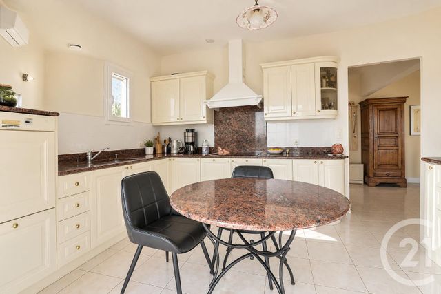 maison à vendre - 6 pièces - 145.0 m2 - FREJUS - 83 - PROVENCE-ALPES-COTE-D-AZUR - Century 21 Sud Habitat
