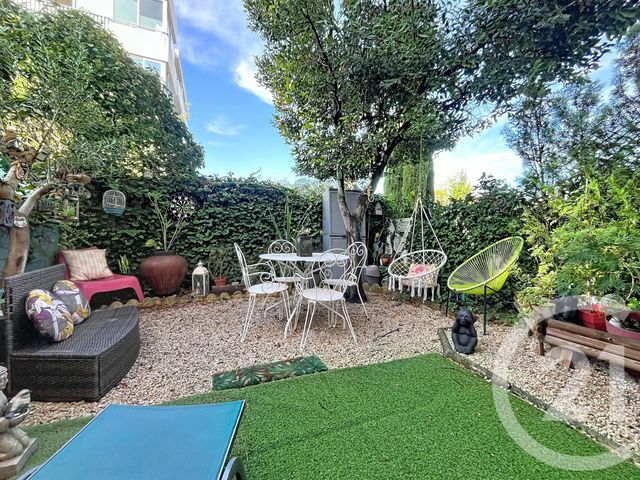 Appartement Studio à vendre - 1 pièce - 11.85 m2 - FREJUS - 83 - PROVENCE-ALPES-COTE-D-AZUR - Century 21 Sud Habitat