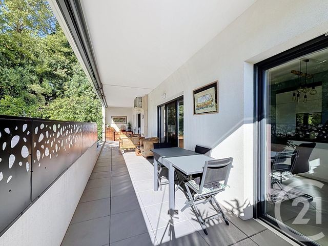 Appartement T3 à vendre - 3 pièces - 75.7 m2 - ST RAPHAEL - 83 - PROVENCE-ALPES-COTE-D-AZUR - Century 21 Sud Habitat